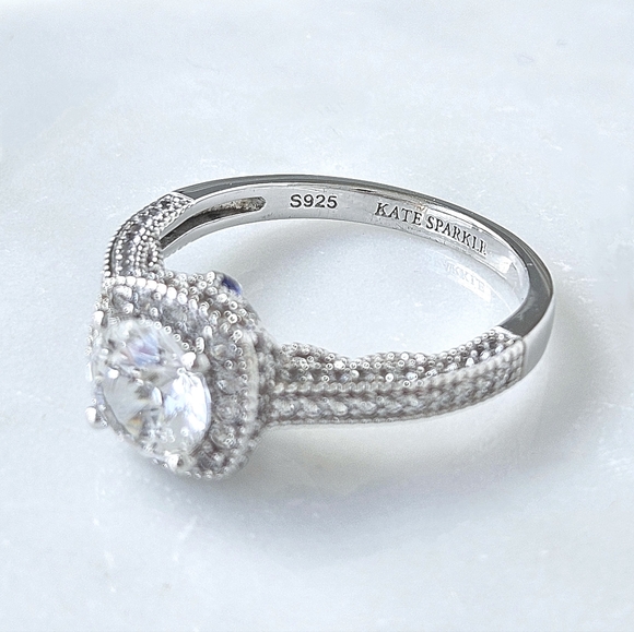 Classic Style Round Halo Ring, solid 925 Sterling Silver size 7 - Great Quality - Picture 2 of 5